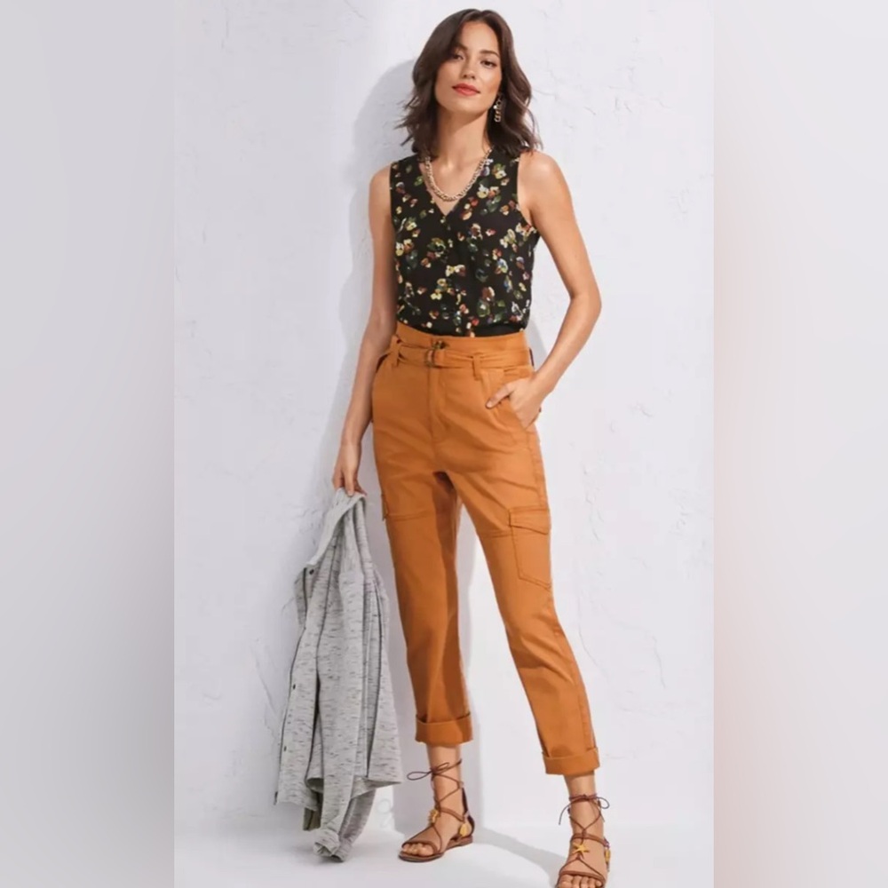 CAbi Paper Bag Waist High Rise Self-Belt Cargo Pants in Cashew Size 8 NWOT #6045